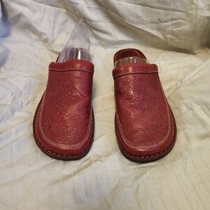 Hush Puppies Women's Embossed Red Loafers